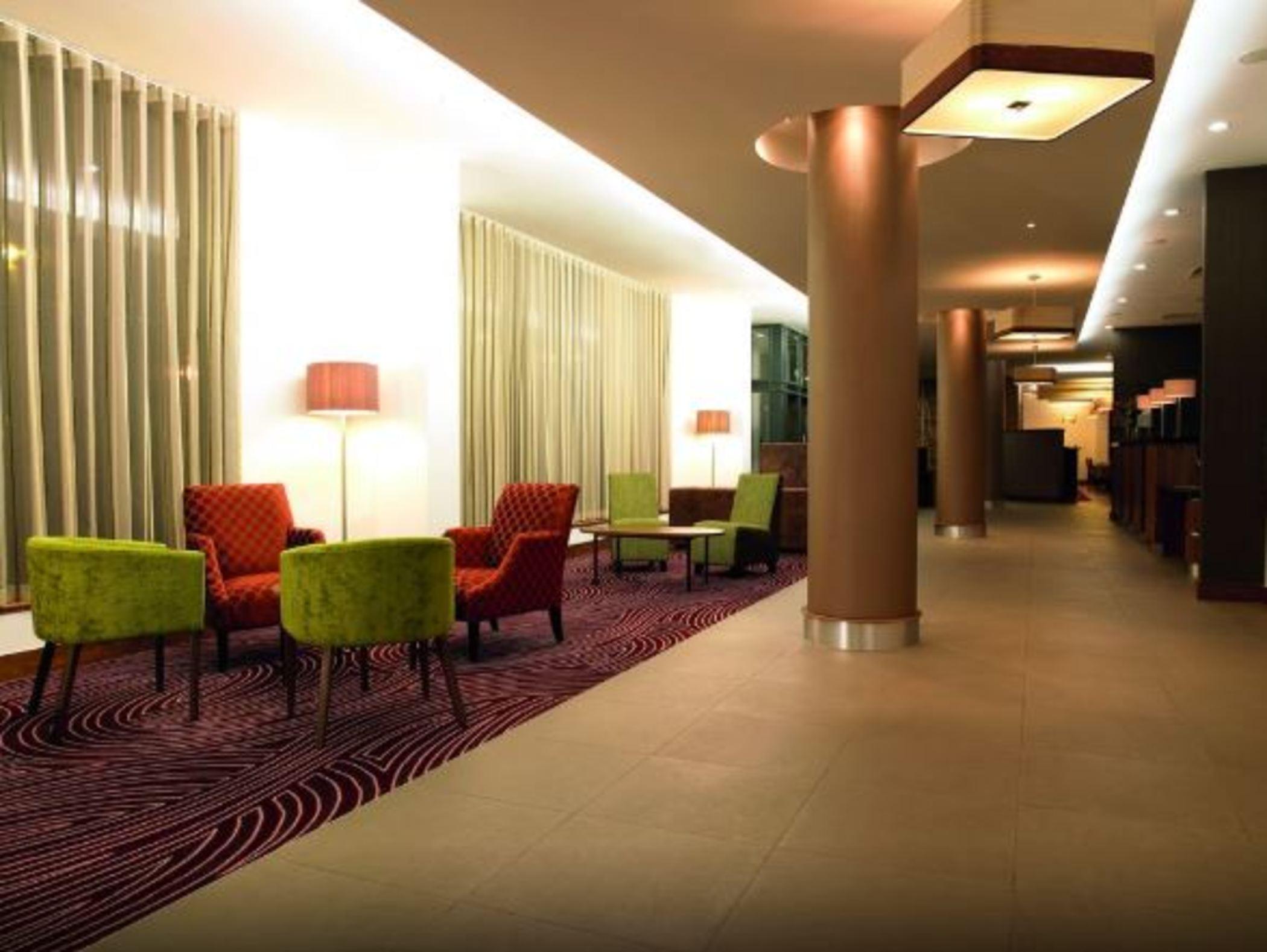 Leonardo Hotel Дарби Екстериор снимка