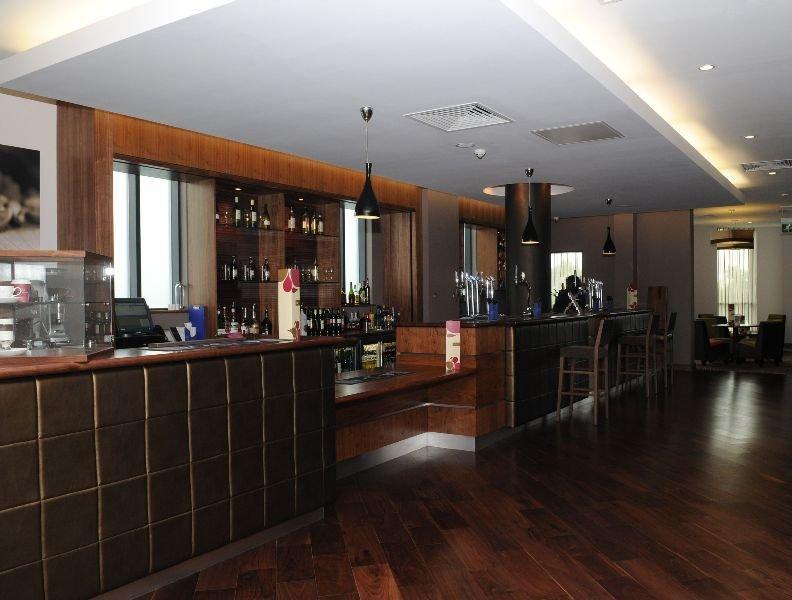 Leonardo Hotel Дарби Екстериор снимка